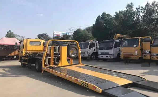 东乡区汽车中途维修案例